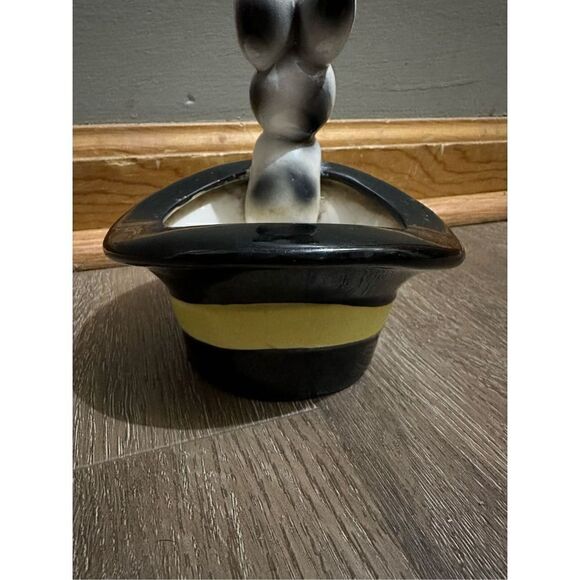 Vintage Bunny Rabbit in Magicians Top Hat Planter Ceramic Numbered 5.5”x4.9” MCM - Picture 5 of 15